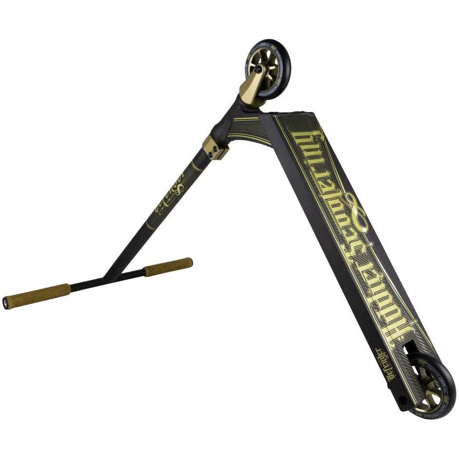 Addict Defender 3.0 Stunt Scooter - Black/Gold