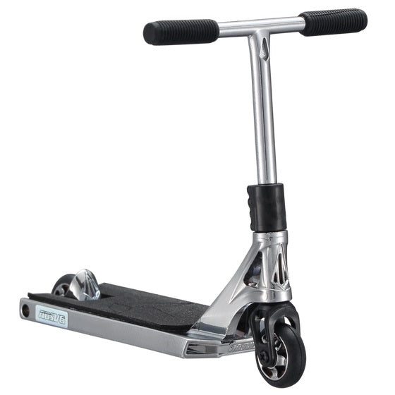 Blunt AOSV6 Finger Scooter - Chrome