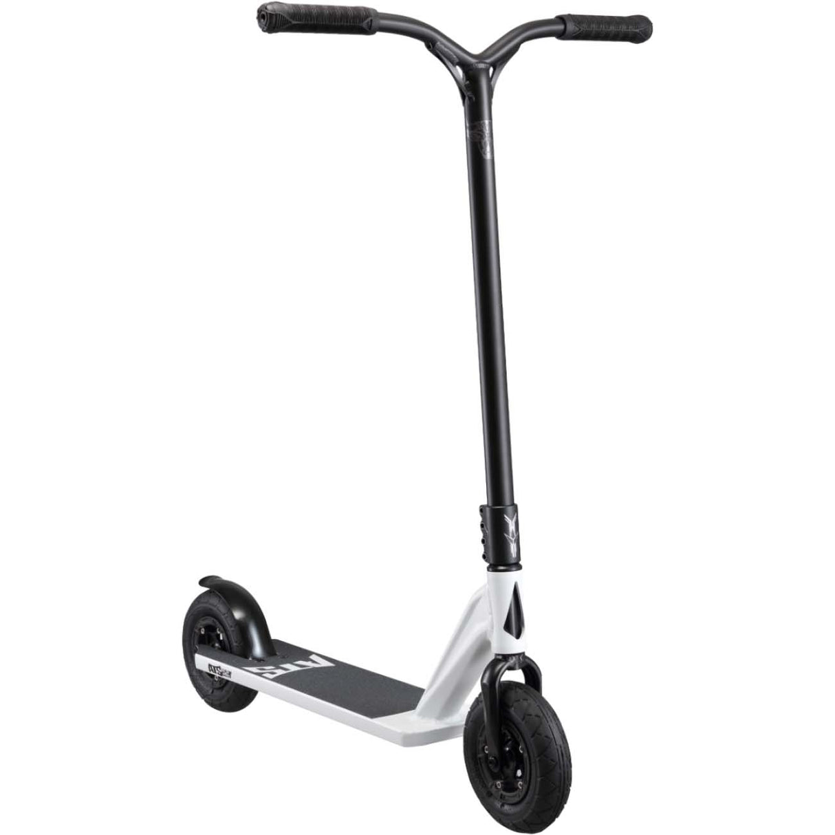 Blunt ATS S2 Bull Dirt Scooter - White/Black