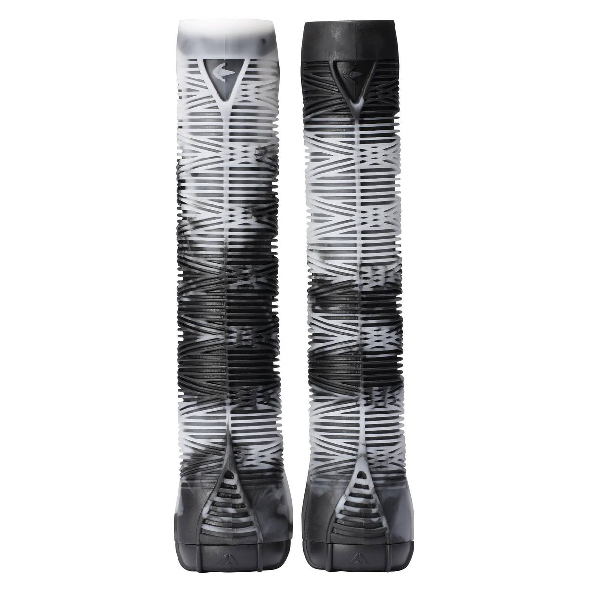 Blunt Envy V2 Scooter Grips - White/Black