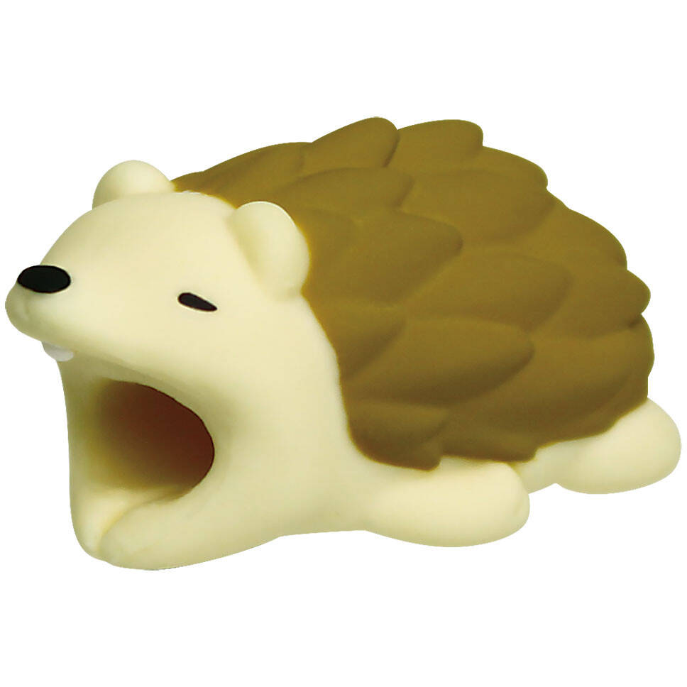 C@se Cable Bites Henry Hedgehog