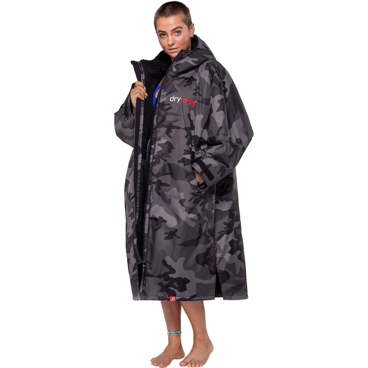 Dryrobe Advance Long Sleeve V3 Changing Robe - Black/Camoflage/Black