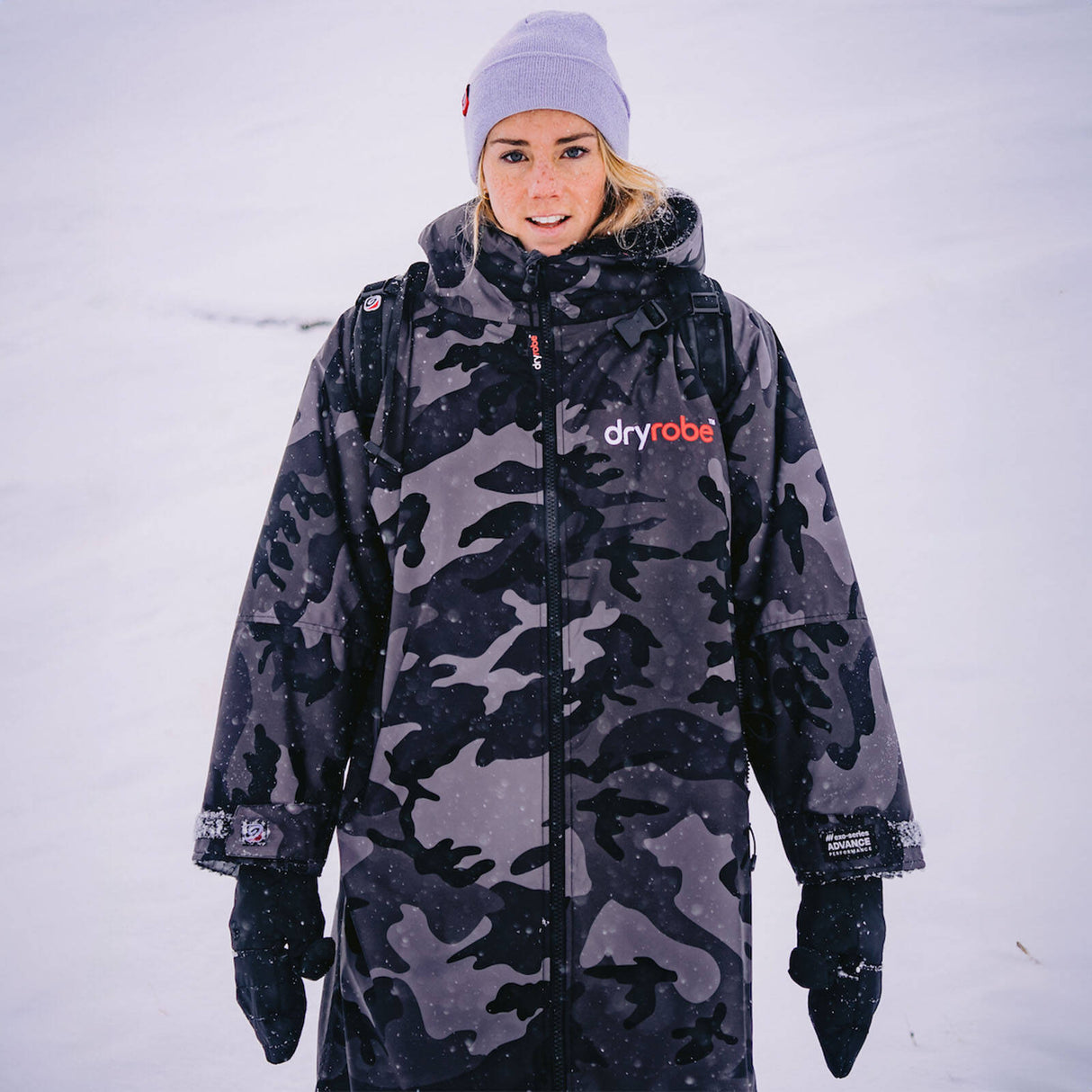 Dryrobe Advance Long Sleeve V3 Changing Robe - Black/Camoflage/Black