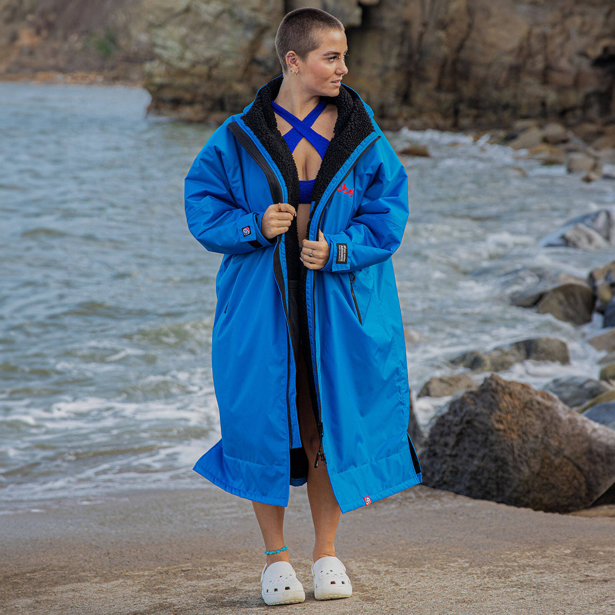 Dryrobe Advance Long Sleeve V3 Changing Robe - Cobalt Blue/Black
