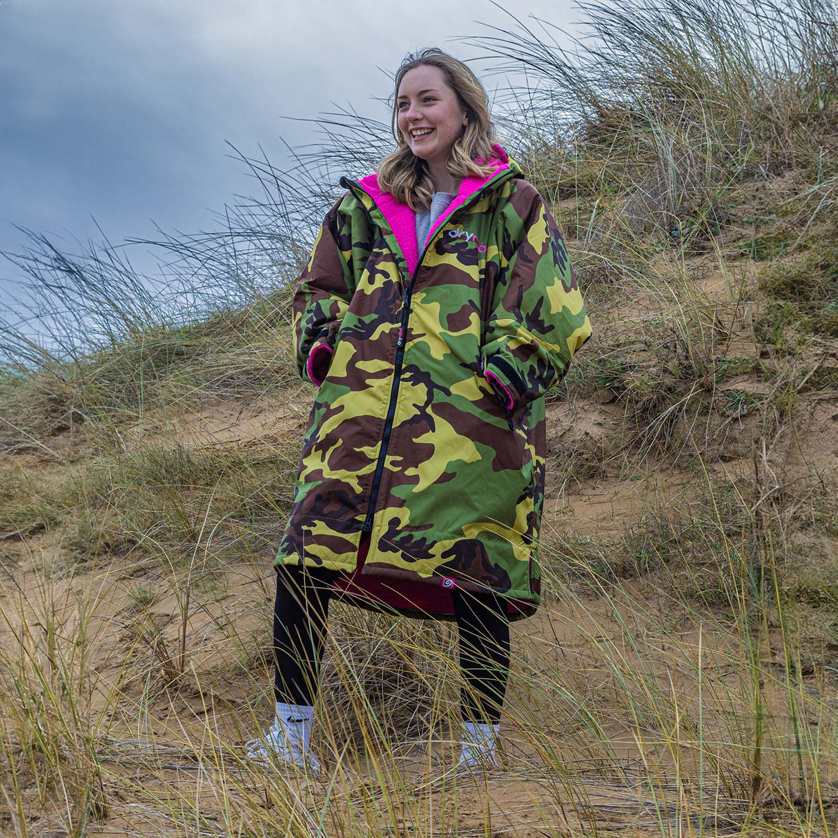 Dryrobe Advance Kids Long Sleeve V3 Changing Robe - Camoflage/Pink
