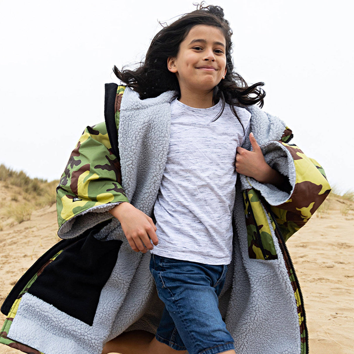 Dryrobe Advance Kids Short Sleeve V3 Changing Robe - Camoflage/Grey