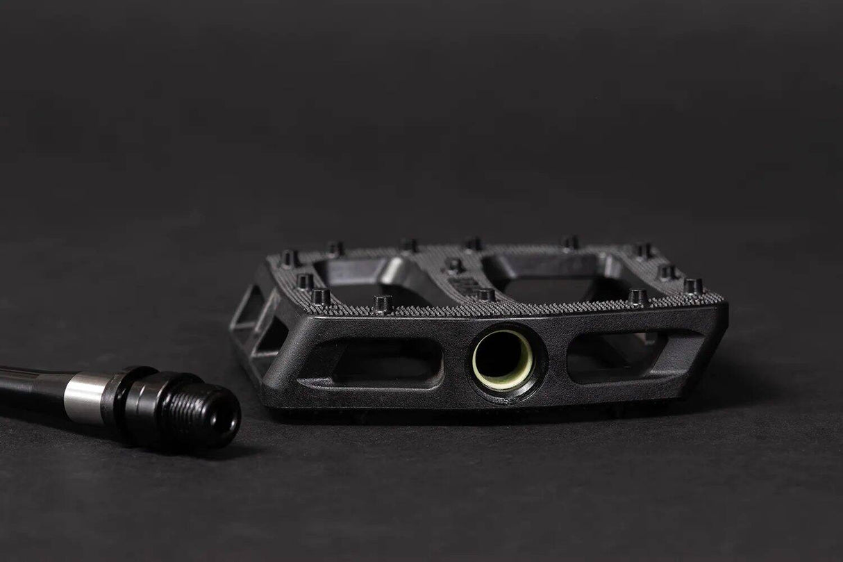 Éclat Seeker BMX Pedals - Black