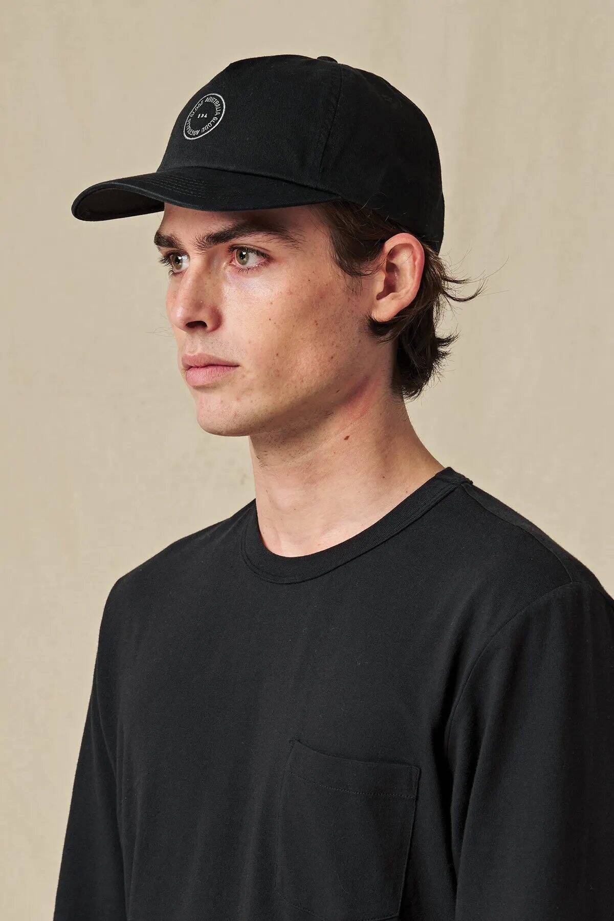 Globe Full Circle Cap - Washed Black