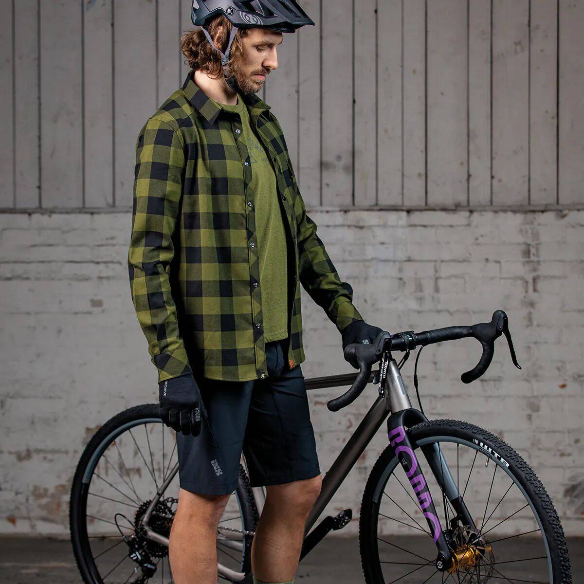 iXS Flow XTG Shorts - Black