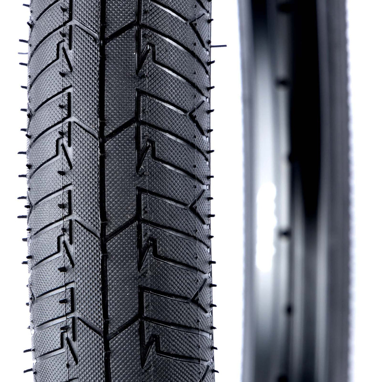 KHE Mac2+ BMX Tyre - Black 2.30"