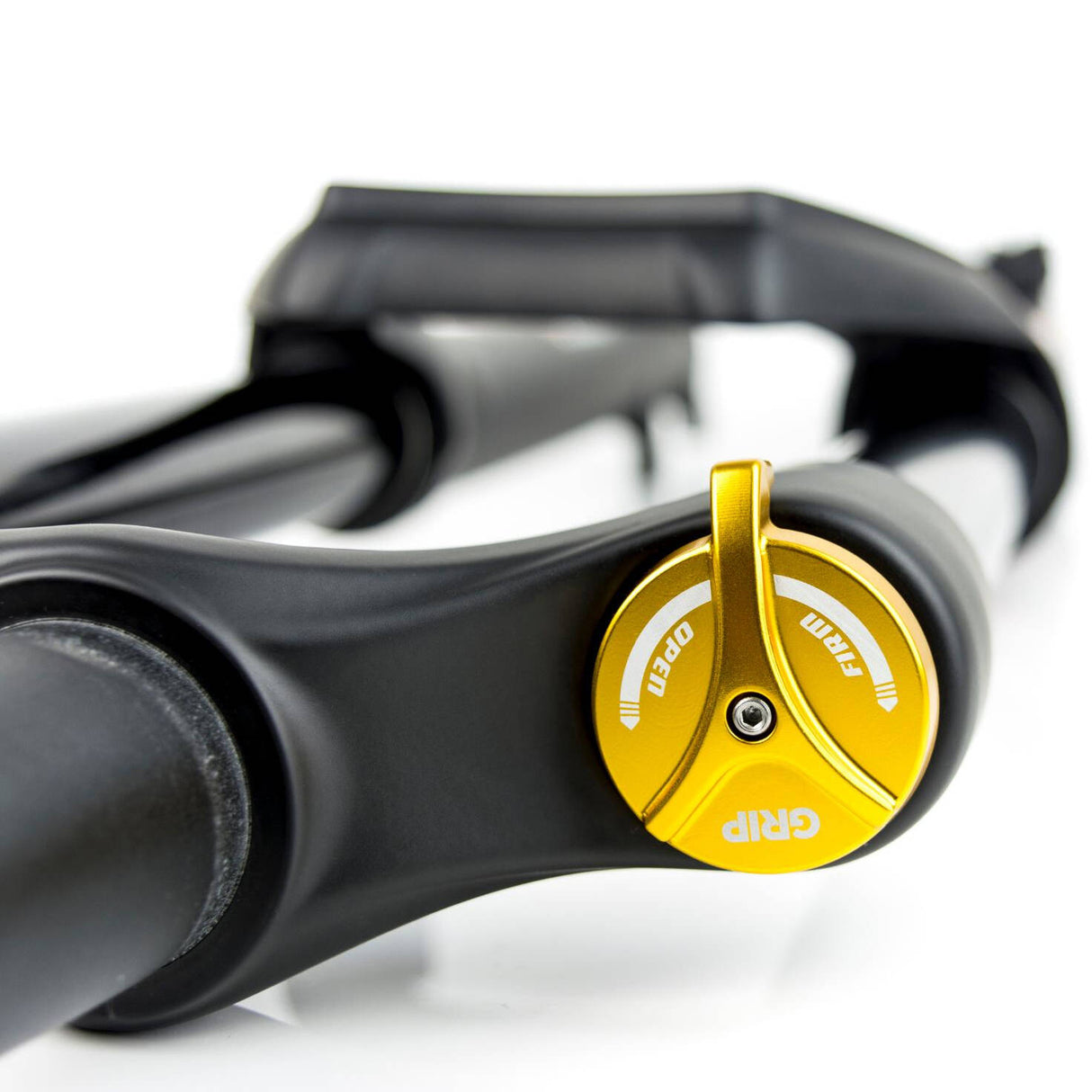 Marzocchi Bomber Z1 Coil GRIP Tapered 15QR 110mm Forks - Black 29 Wheel / 160mm Travel / 15QR x 110mm Axle / 44mm Rake
