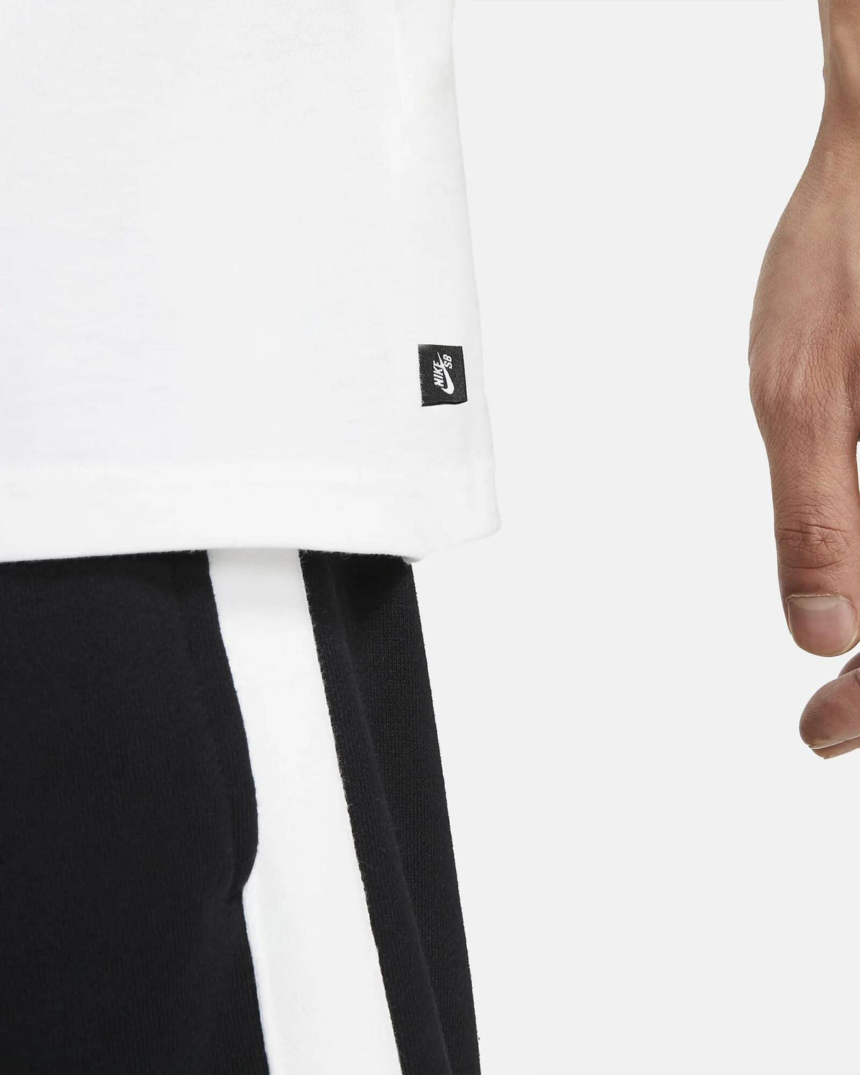 Nike SB Logo T Shirt - White/Black