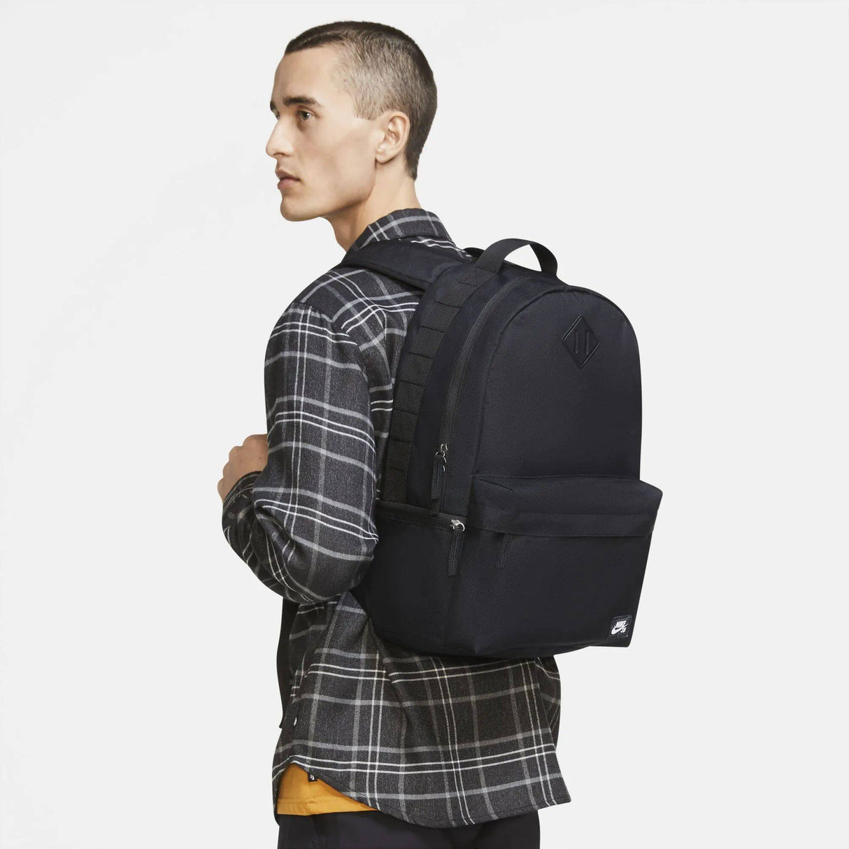 Nike SB Icon 26L Backpack - Black/Black/White