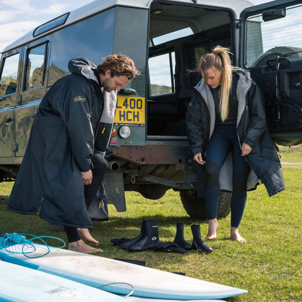 Osprey Changing Robe - Black