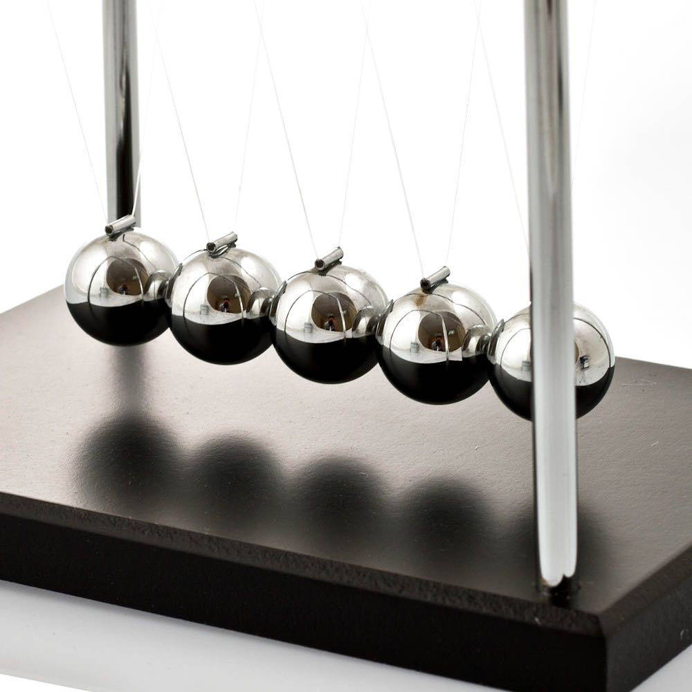 RED5 Newton's Cradle