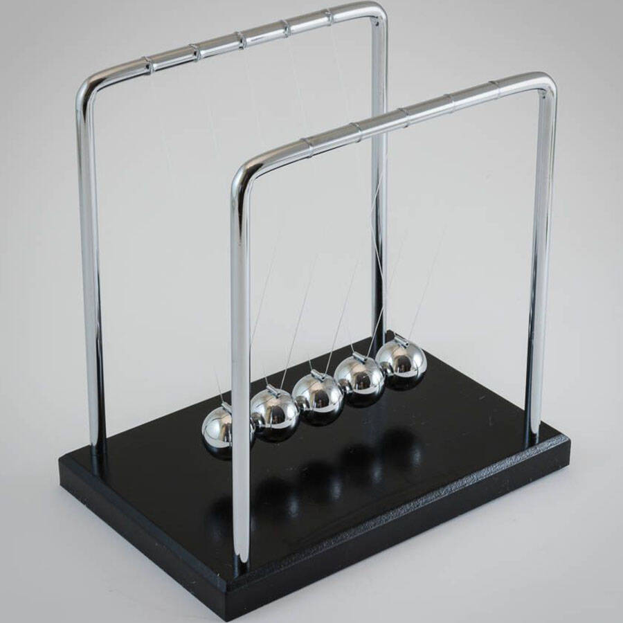 RED5 Newton's Cradle