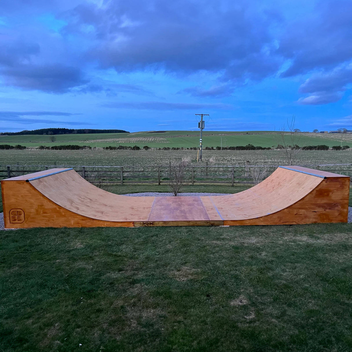 SB Skate Ramps Classic Half Pipe Ramp - 22'