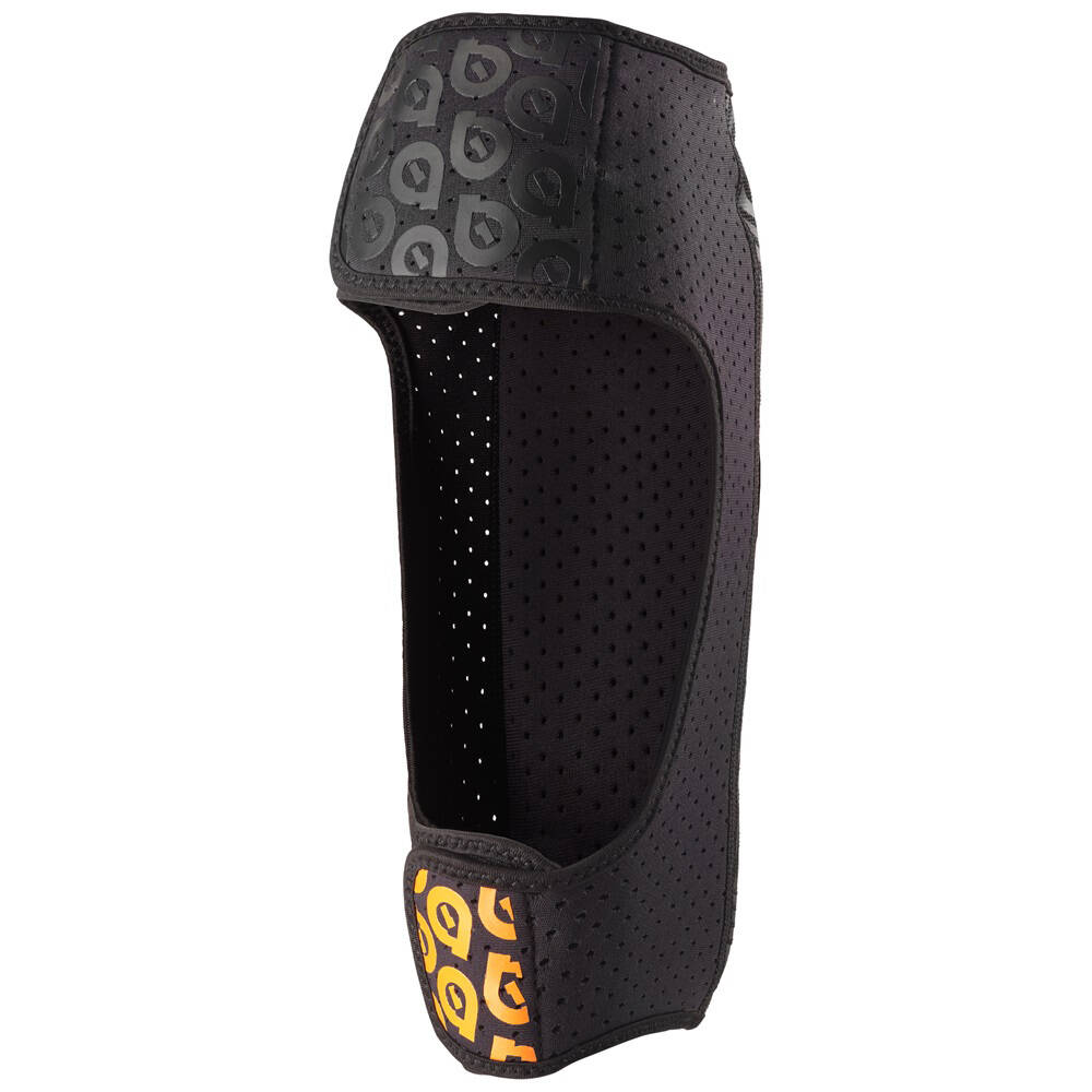 SIXSIXONE Comp Am Shin Pads - Black