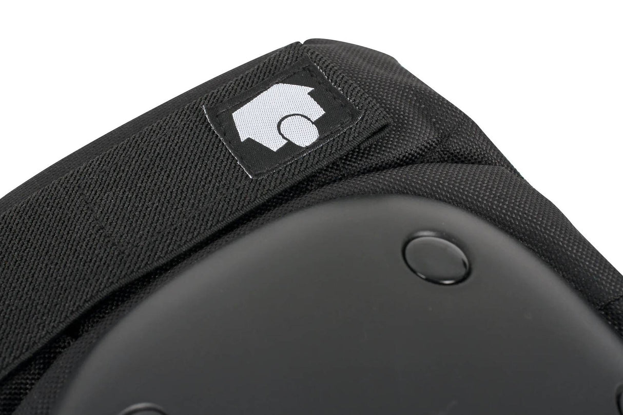 SkateHut Pro Pad Set - Black