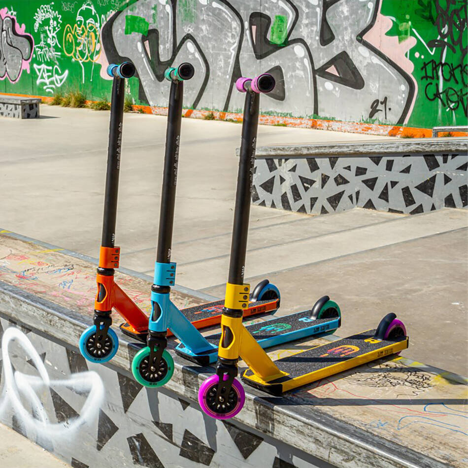 Slamm Tantrum V9 Stunt Scooter - Yellow