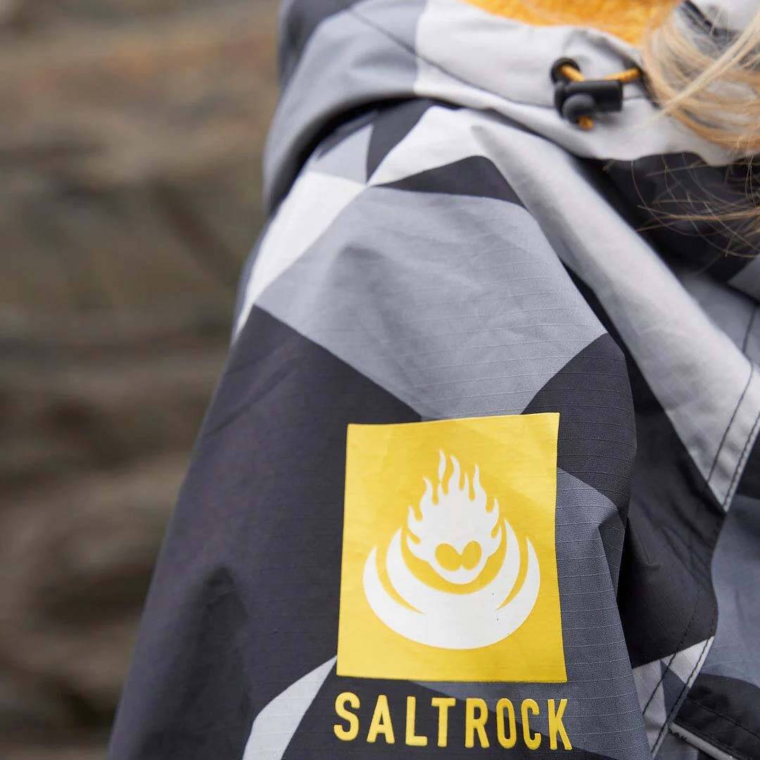 Saltrock Four Seasons Waterproof Changing Robe - Grey Camo