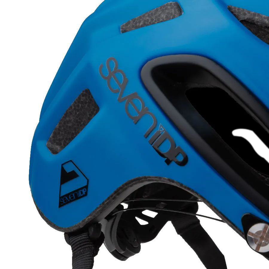 7iDP M2 Boa Helmet - Matte Cobalt Blue/Black