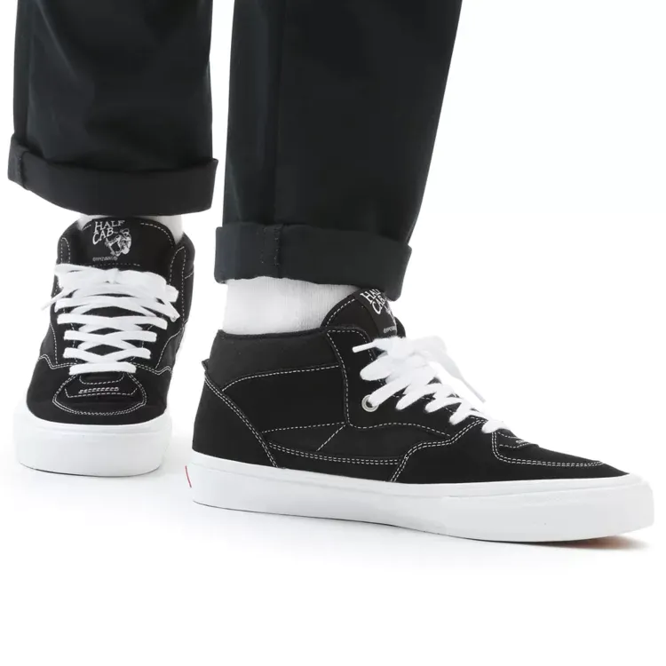 Vans Skate Half Cab Skate Shoes - Black/White