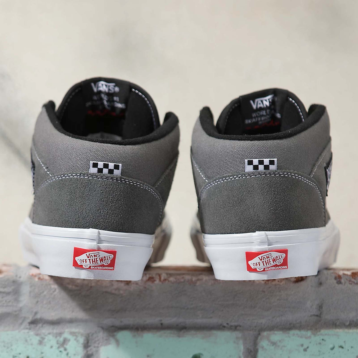 Vans Half Cab Skate Shoes - Grey/White