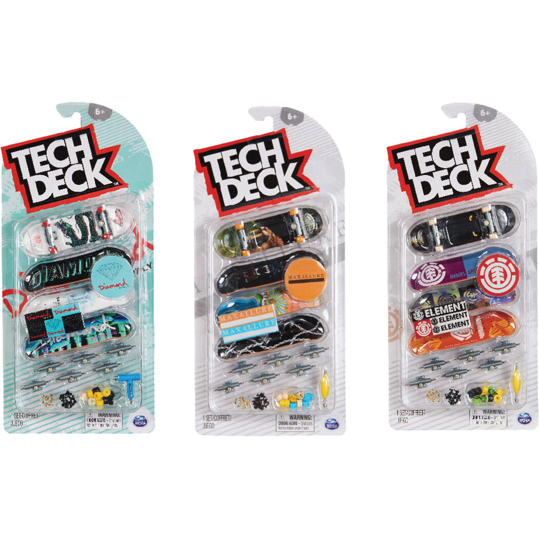 Tech Deck Ultra Deluxe 4 Pack - Random