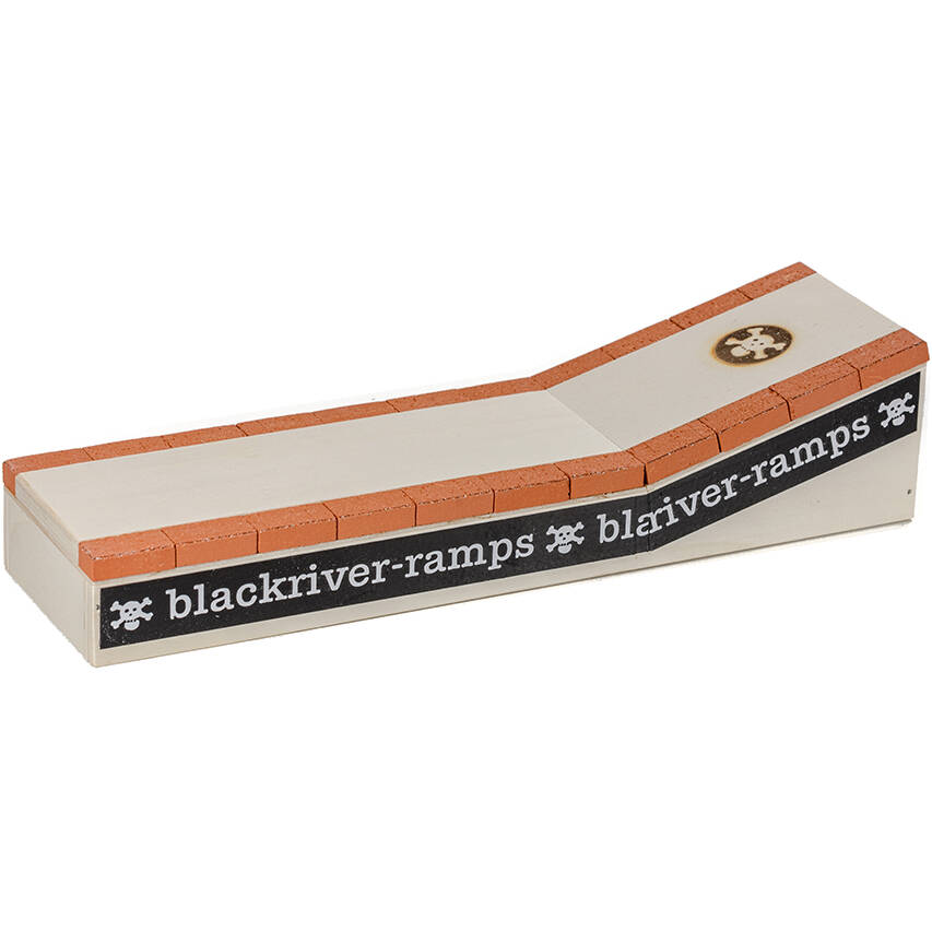 Blackriver Finger Ramp - Brick Curb