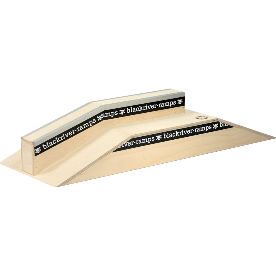 Blackriver Finger Ramp - Funbox Ledge