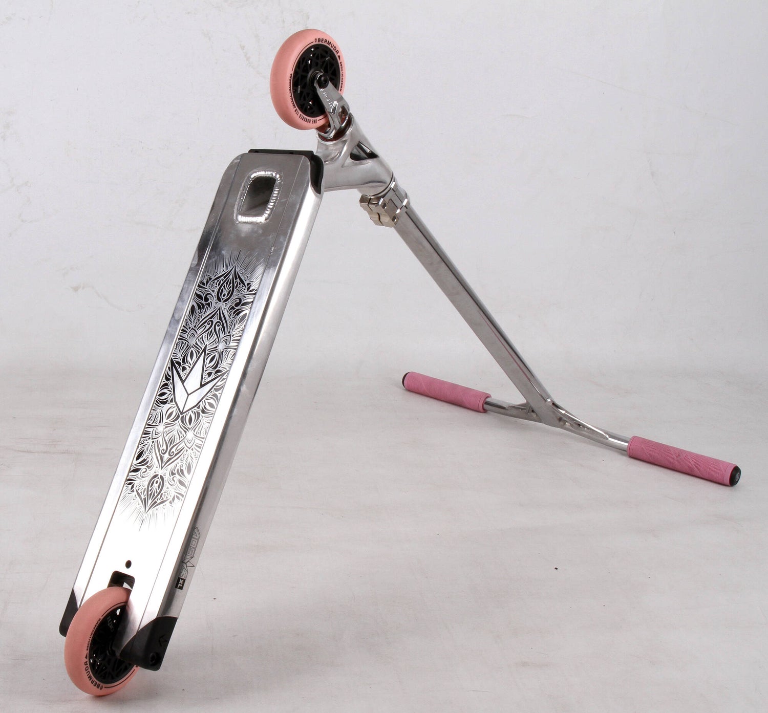 Blunt Envy x Striker Custom Stunt Scooter - Polished/Pink