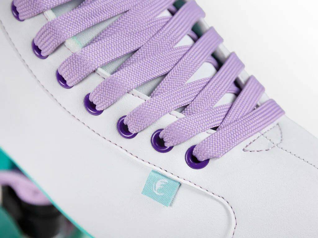Chaya Melrose Quad Roller Skates - White/Teal