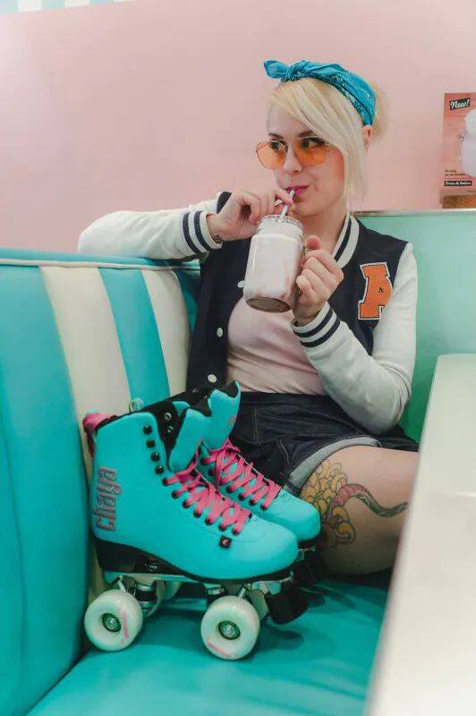 Chaya Melrose Deluxe Quad Roller Skates - Turquoise