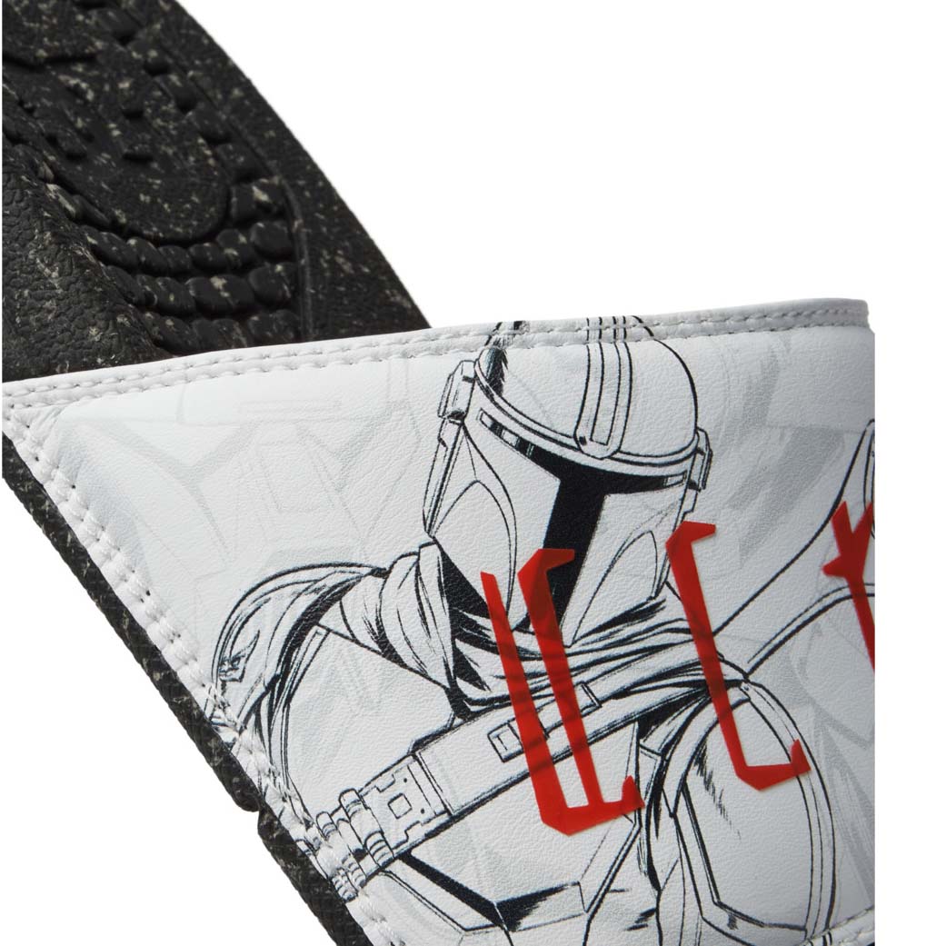 DC x Mandalorian Bolsa Flip-Flops - Black/White/Orange