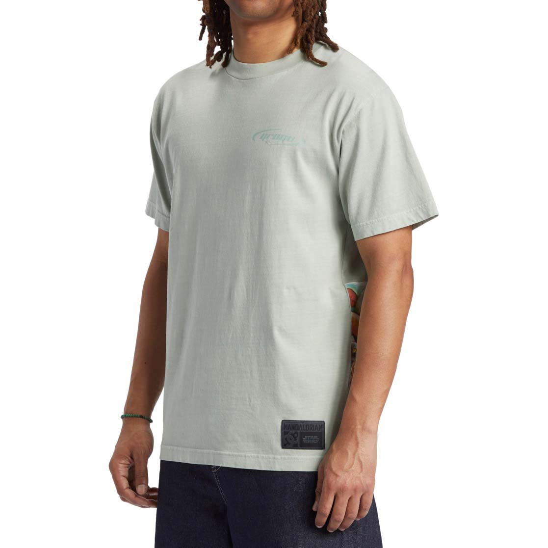 DC x Mandalorian Gogu The Child T Shirt - Slit Green Enzyme Wash