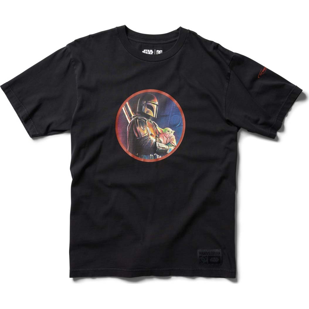 DC x Mandalorian Mando & The Child T Shirt - Black Pigment Dye