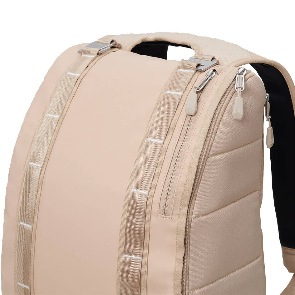 Db Base 15L Backpack - Desert Khaki