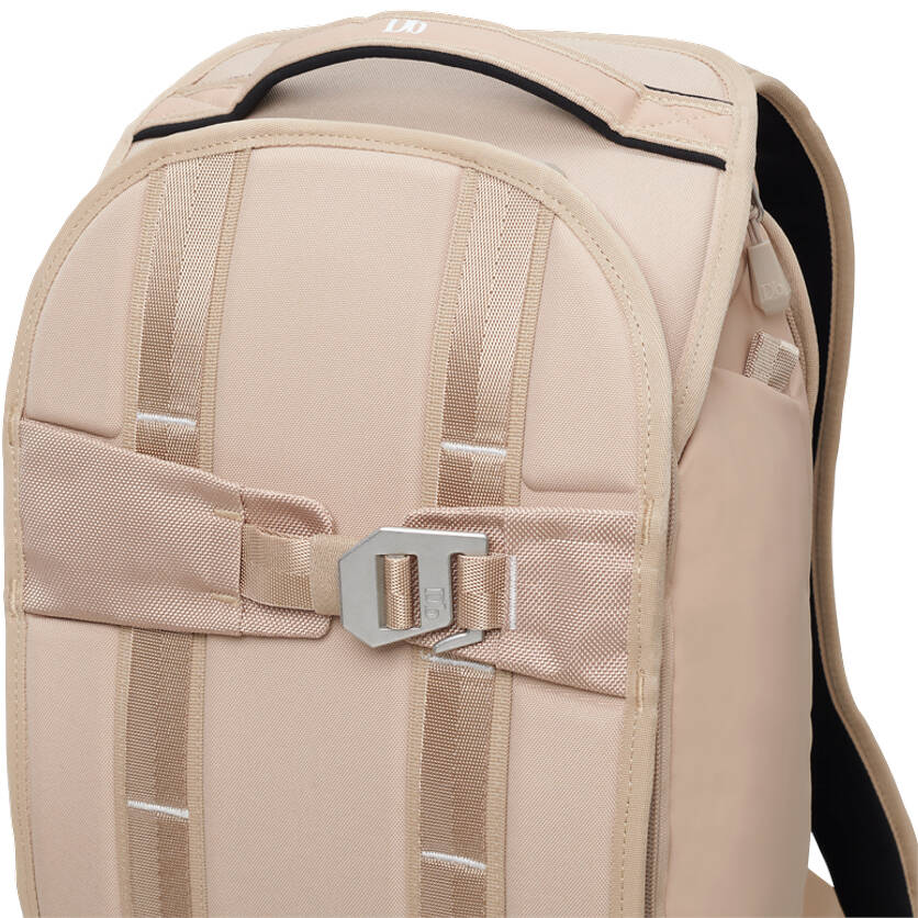 Db The Explorer Backpack - Desert Khaki