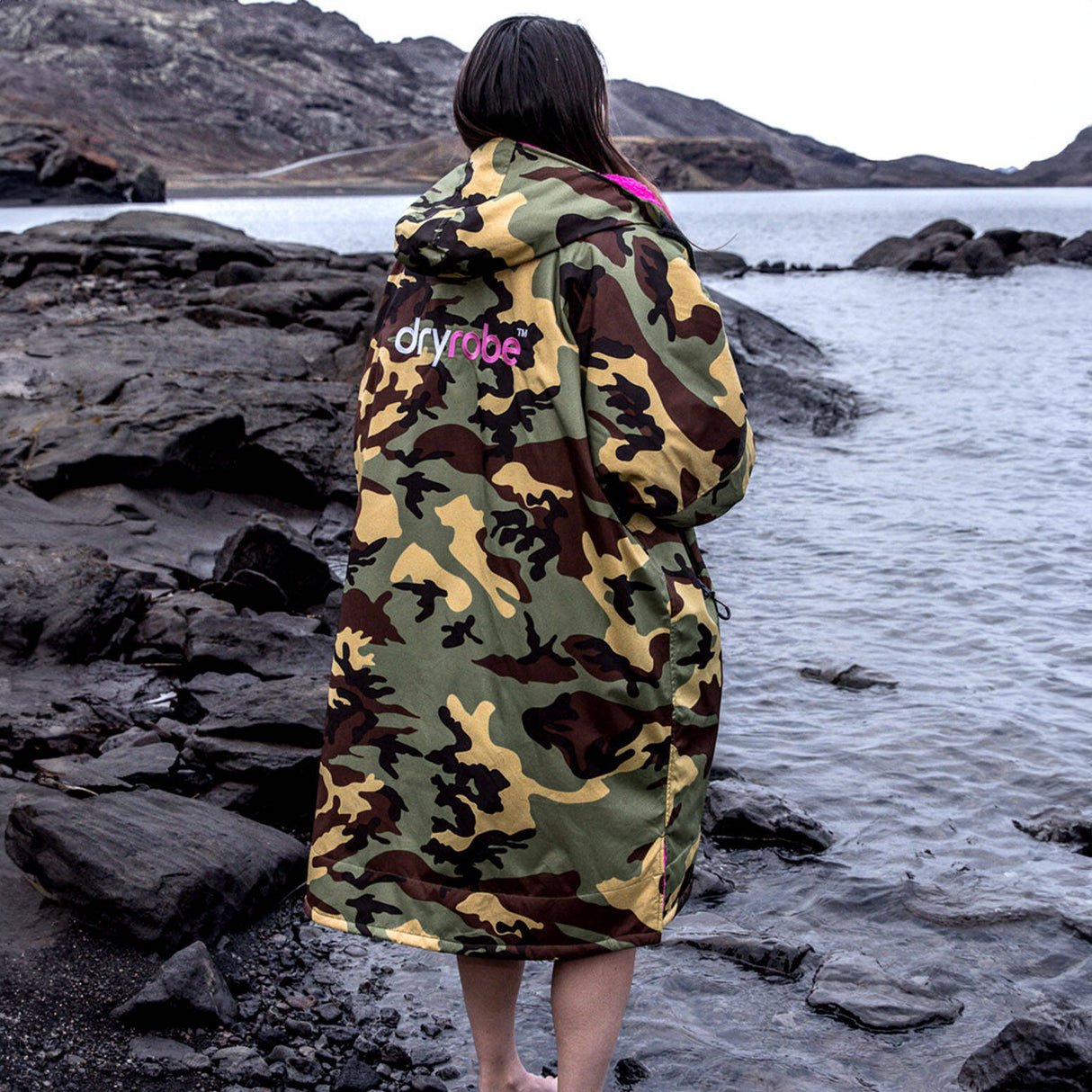 Dryrobe Advance Long Sleeve V3 Changing Robe - Camoflage/Pink