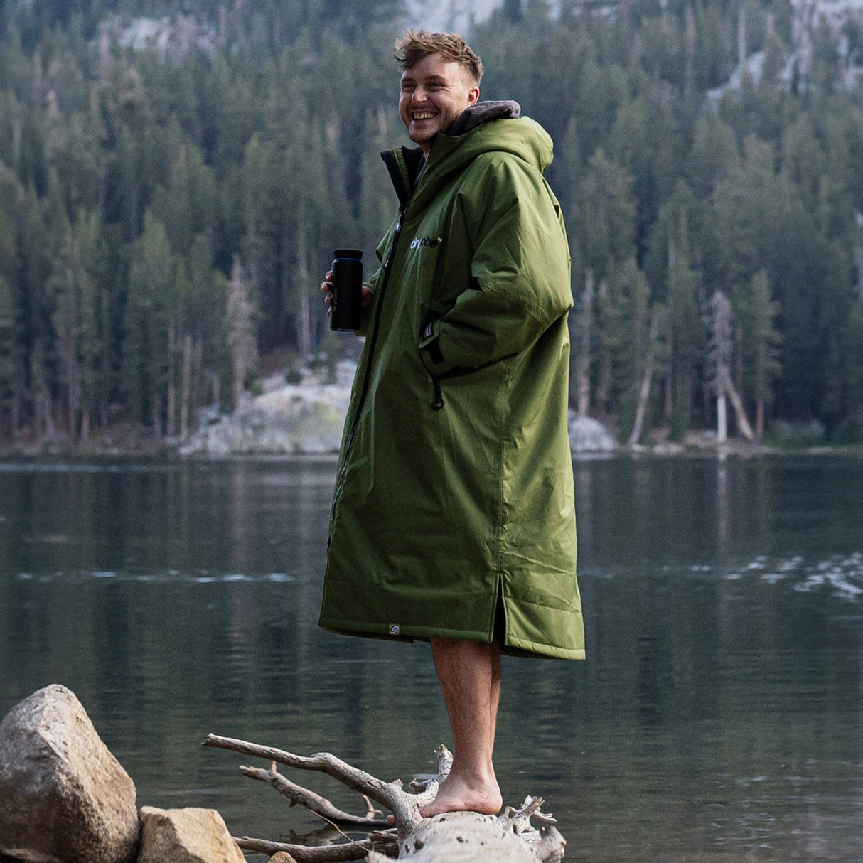Dryrobe Advance Long Sleeve V3 Changing Robe - Dark Green/Black