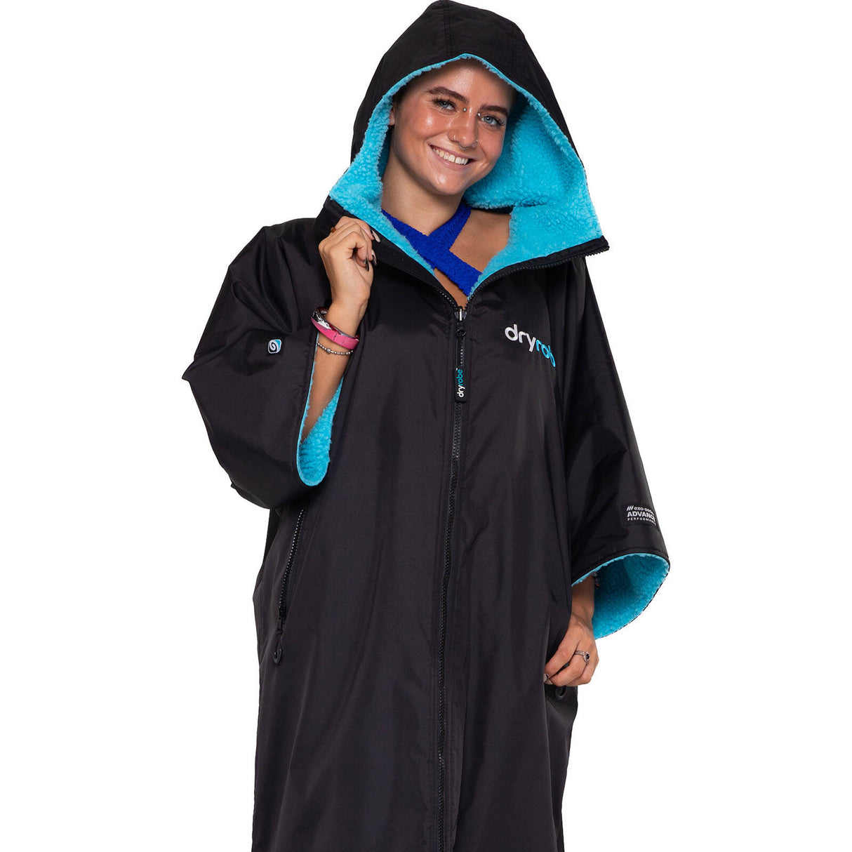 Dryrobe Advance Short Sleeve V3 Changing Robe - Black/Blue