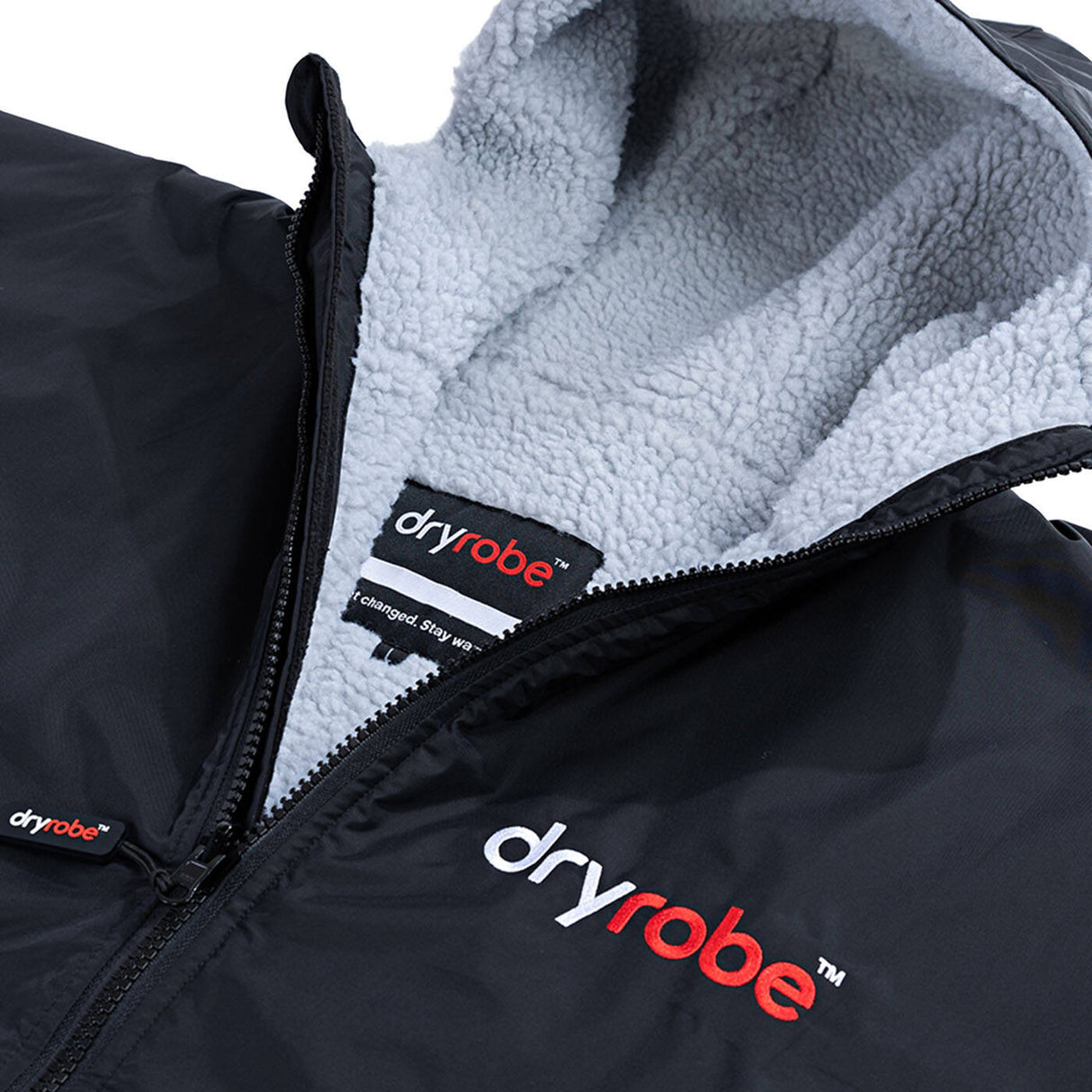 Dryrobe Advance Short Sleeve V3 Changing Robe - Black/Grey