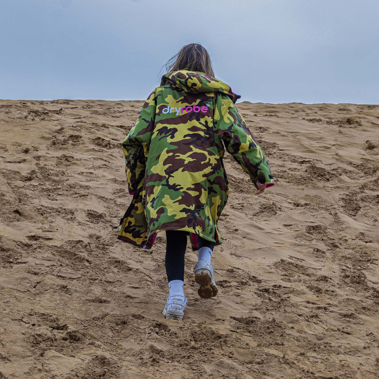 Dryrobe Advance Kids Long Sleeve V3 Changing Robe - Camoflage/Pink