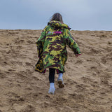 Dryrobe Advance Kids Long Sleeve V3 Changing Robe - Camoflage/Pink