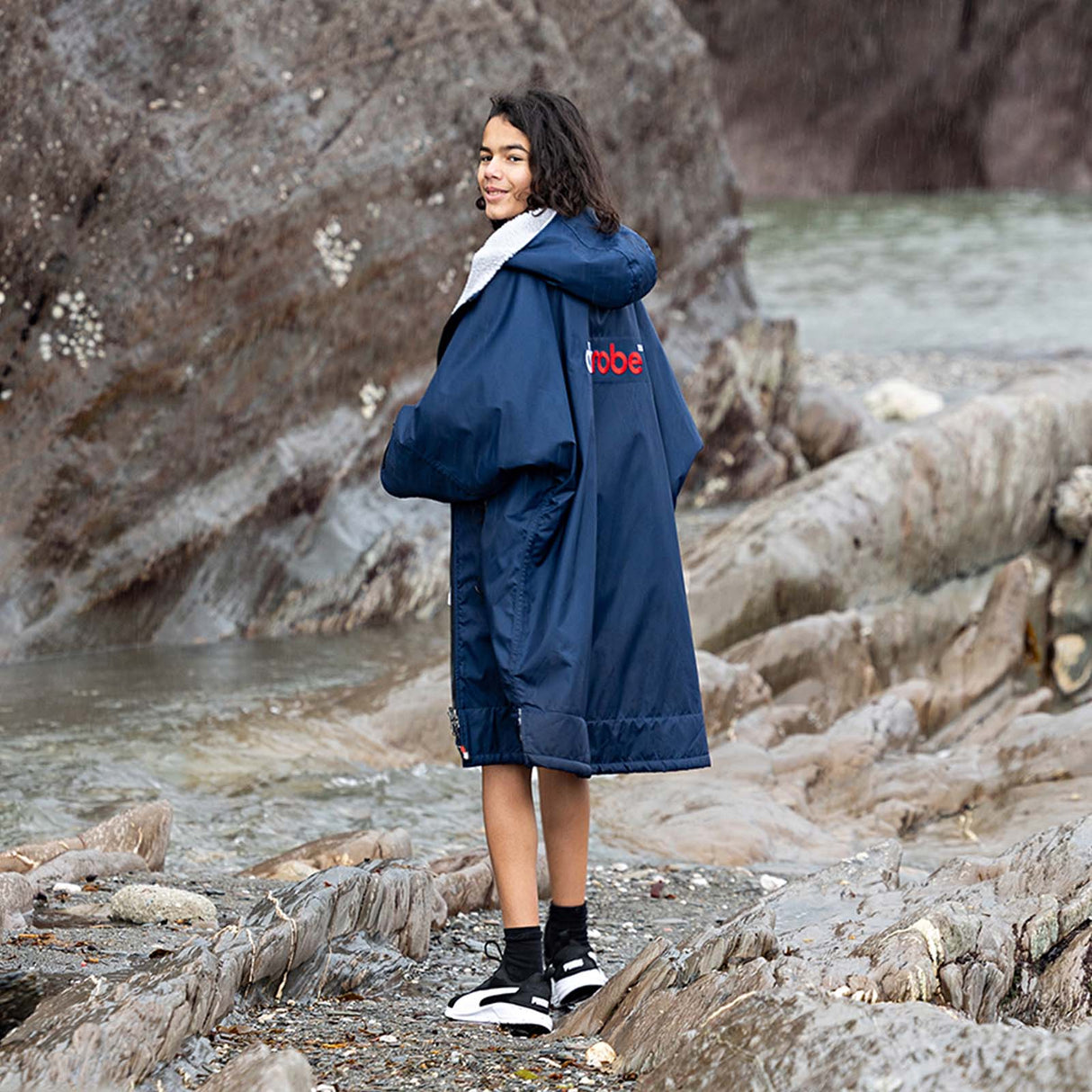 Dryrobe Advance Kids Long  Sleeve V3 Changing Robe - Navy Blue/Grey