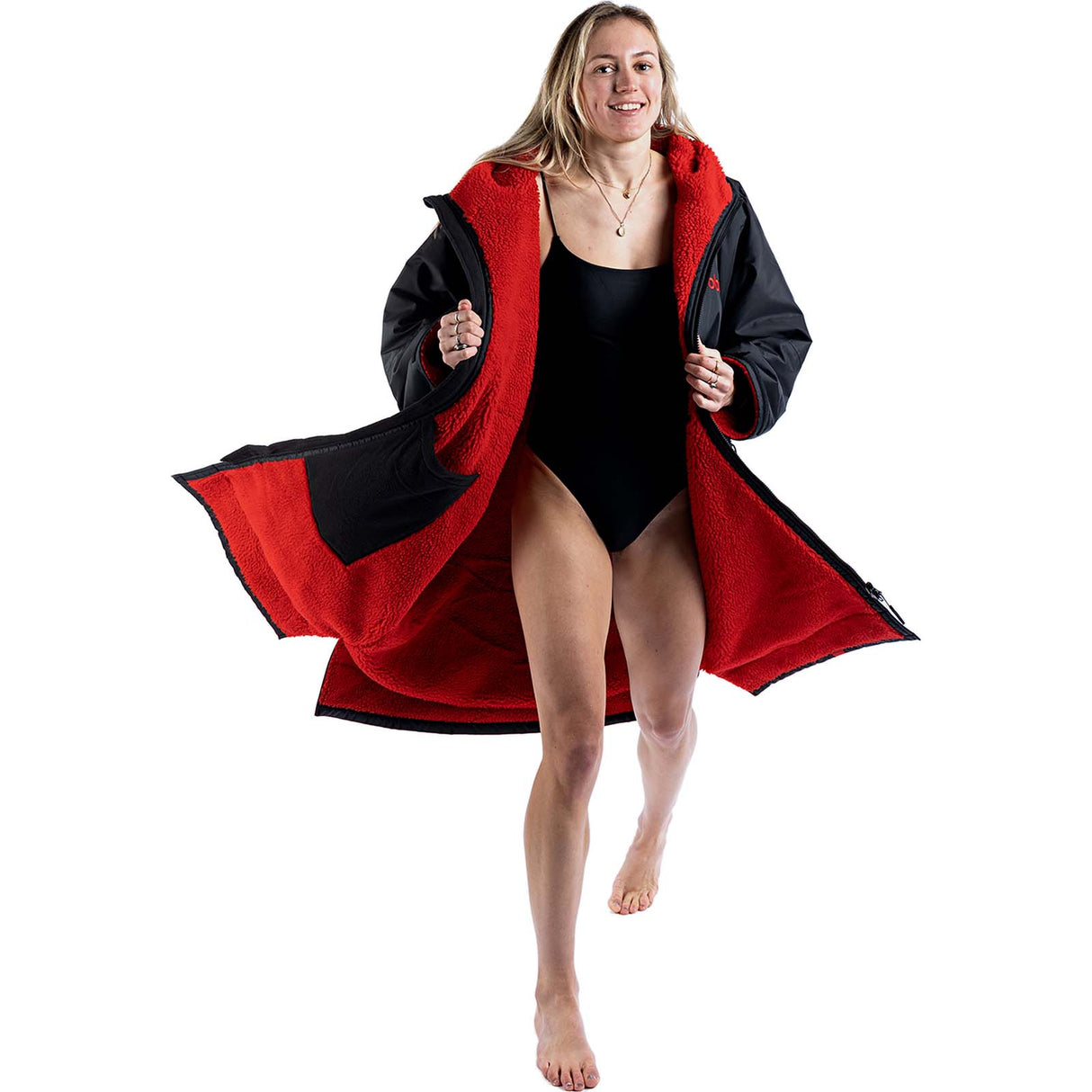 Dryrobe Advance Long Sleeve Changing Robe - Black/Red