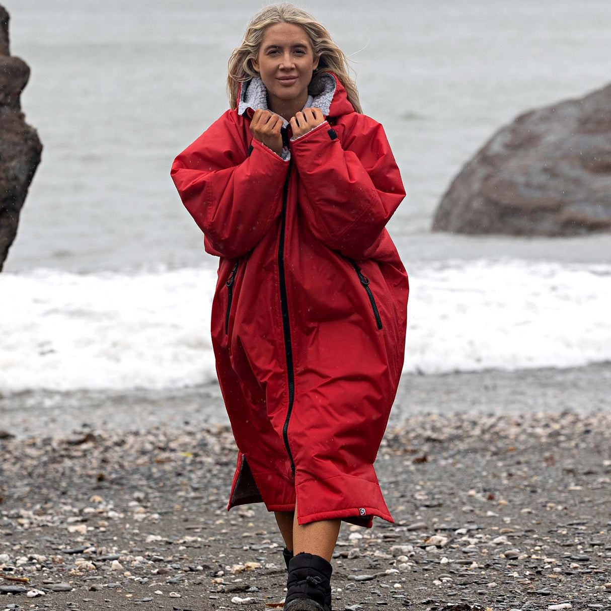 Dryrobe Advance Long Sleeve Changing Robe - Red/Grey