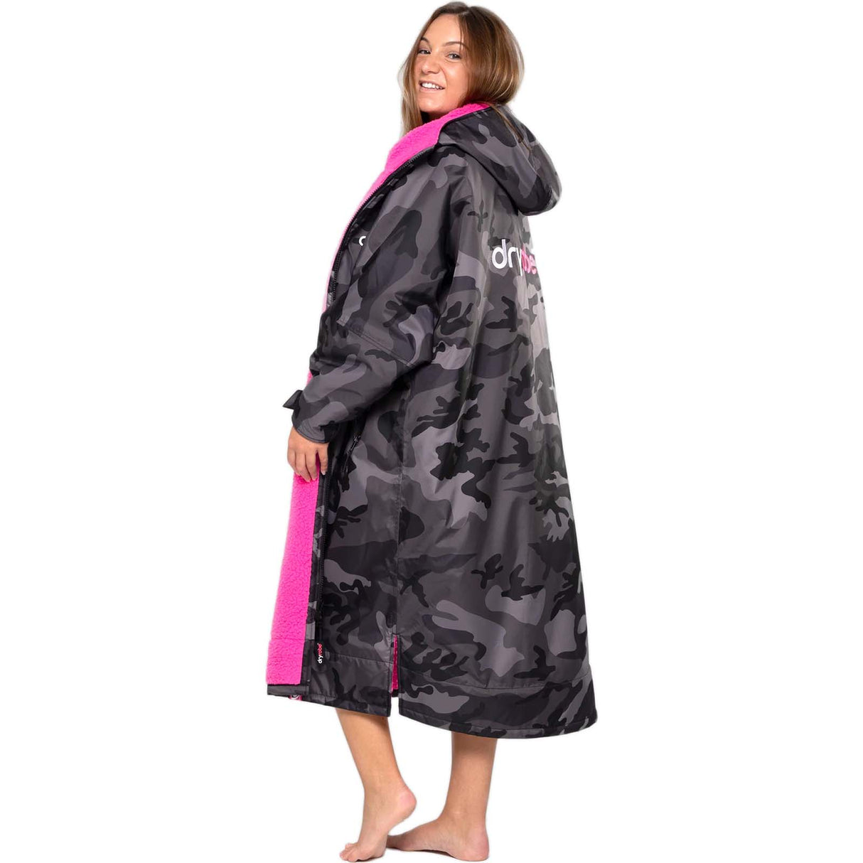 Dryrobe Advance Long Sleeve V3 Changing Robe - Black Camo/Pink