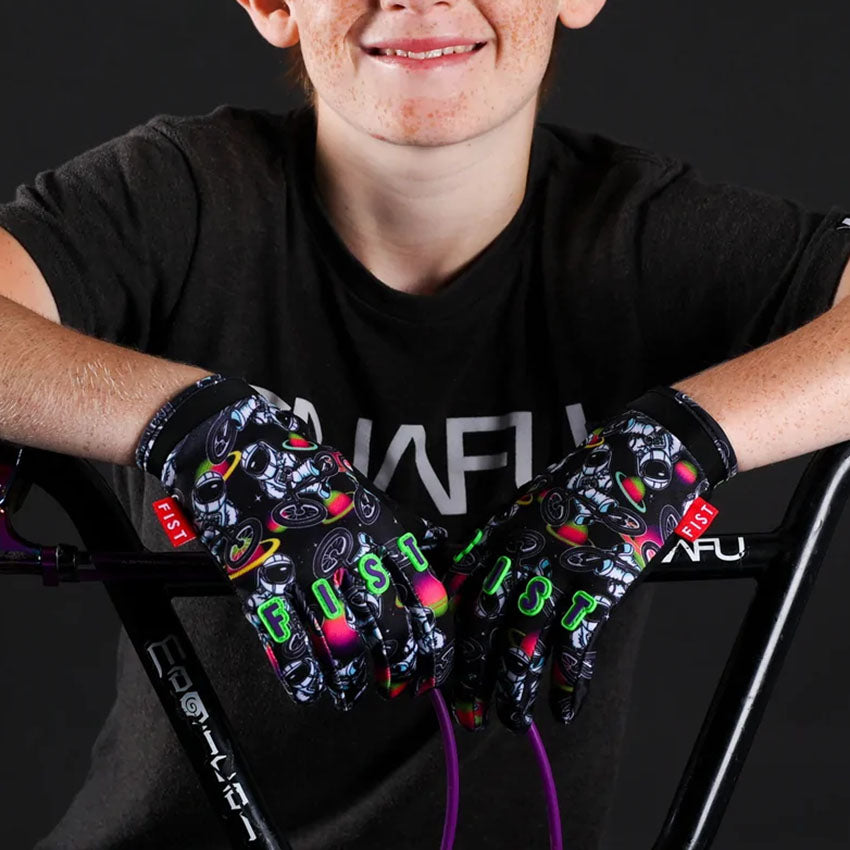 Fist Gloves Youth Dream Big Protective Gloves